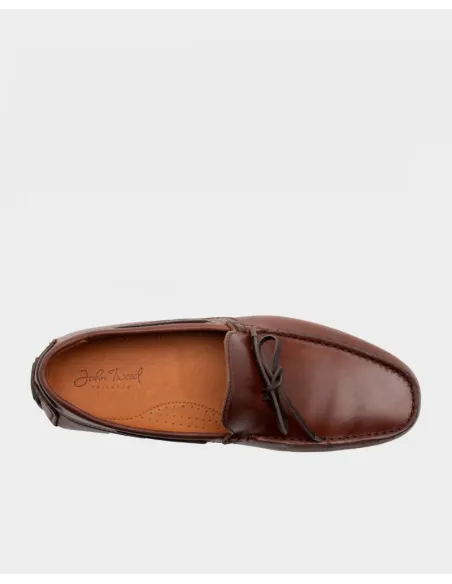 Sapato Driver Castanho com Berloque | JOHN TWEED TAILORED