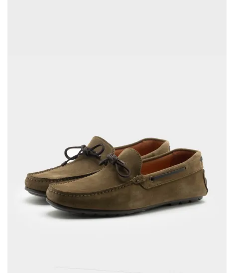 BROWN LEATHER DRIVER SHOE WITH STUD | JOHN TWEED TAILORED