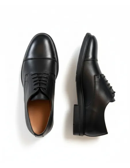 Oxford Shoe with Rubber Sole in Black| JOHN TWEED TAILORED