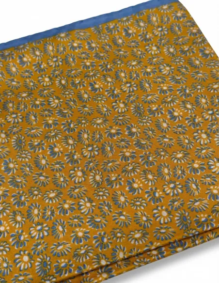Silk Pocket Square with Pattern| JOHN TWEED TAILORED