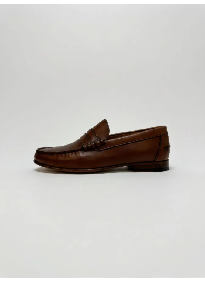 Brown Glove Shoe